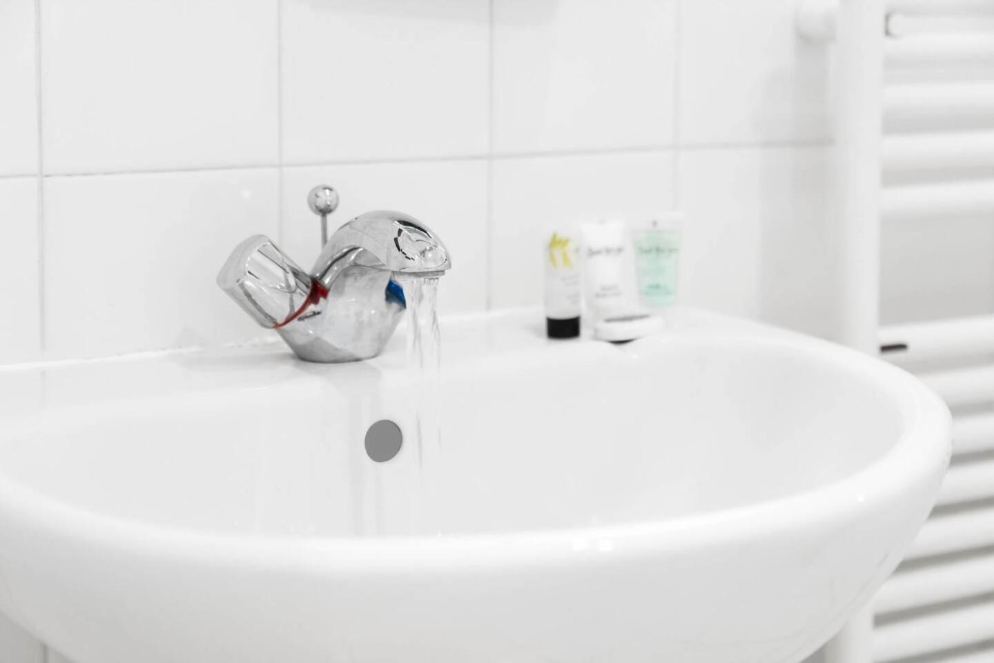 City Centre - Two Bedroom Apartment - Juliet Balcony - Secure Parking - Wifi - Smart Tv - Top Rated -33S バーミンガム エクステリア 写真