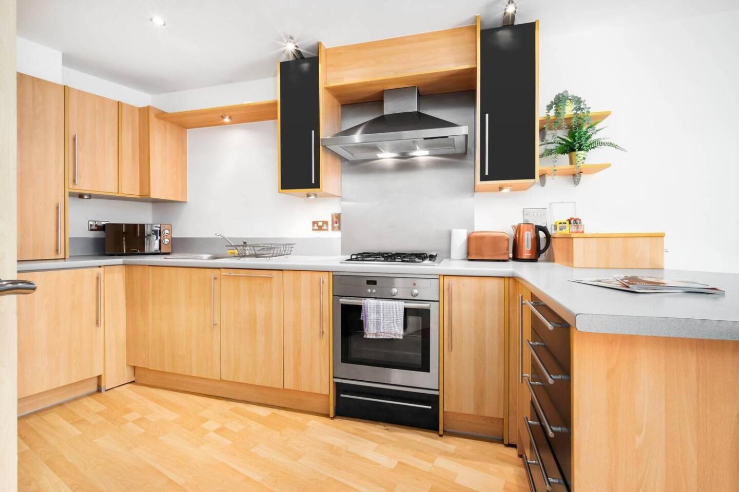 City Centre - Two Bedroom Apartment - Juliet Balcony - Secure Parking - Wifi - Smart Tv - Top Rated -33S バーミンガム エクステリア 写真